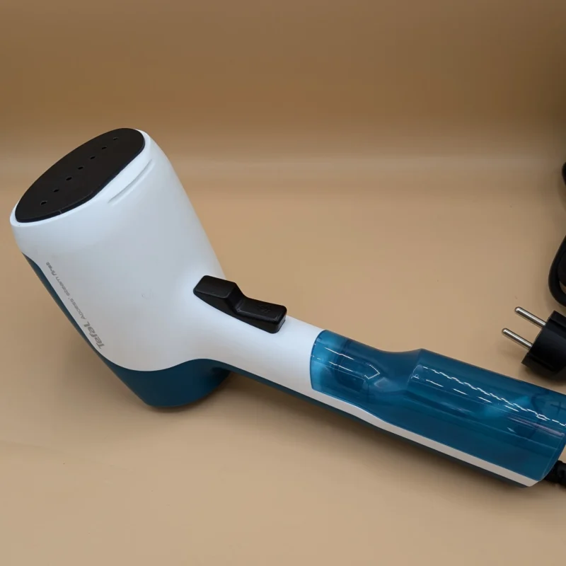 Naparovač odevov Tefal DT6130E0 Access Steam First